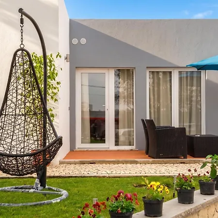 Charming House Atalaia + Pool Casa de Férias