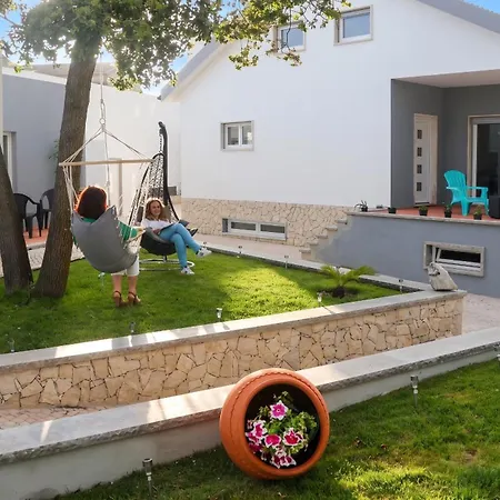 Casa de Férias Charming House Atalaia + Pool Lourinhã